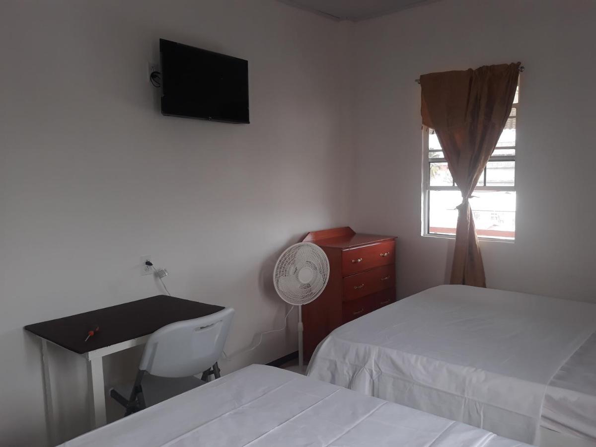 Julian Guest House جورج تاون المظهر الخارجي الصورة